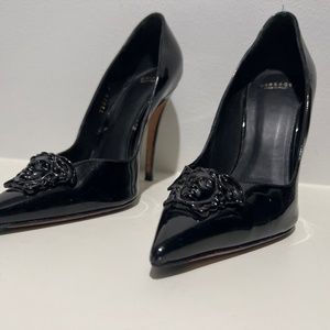 Versace heels size 37